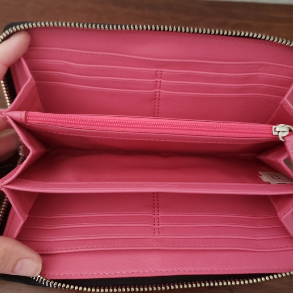 COPY - Coach Set - Picture 9 of 9